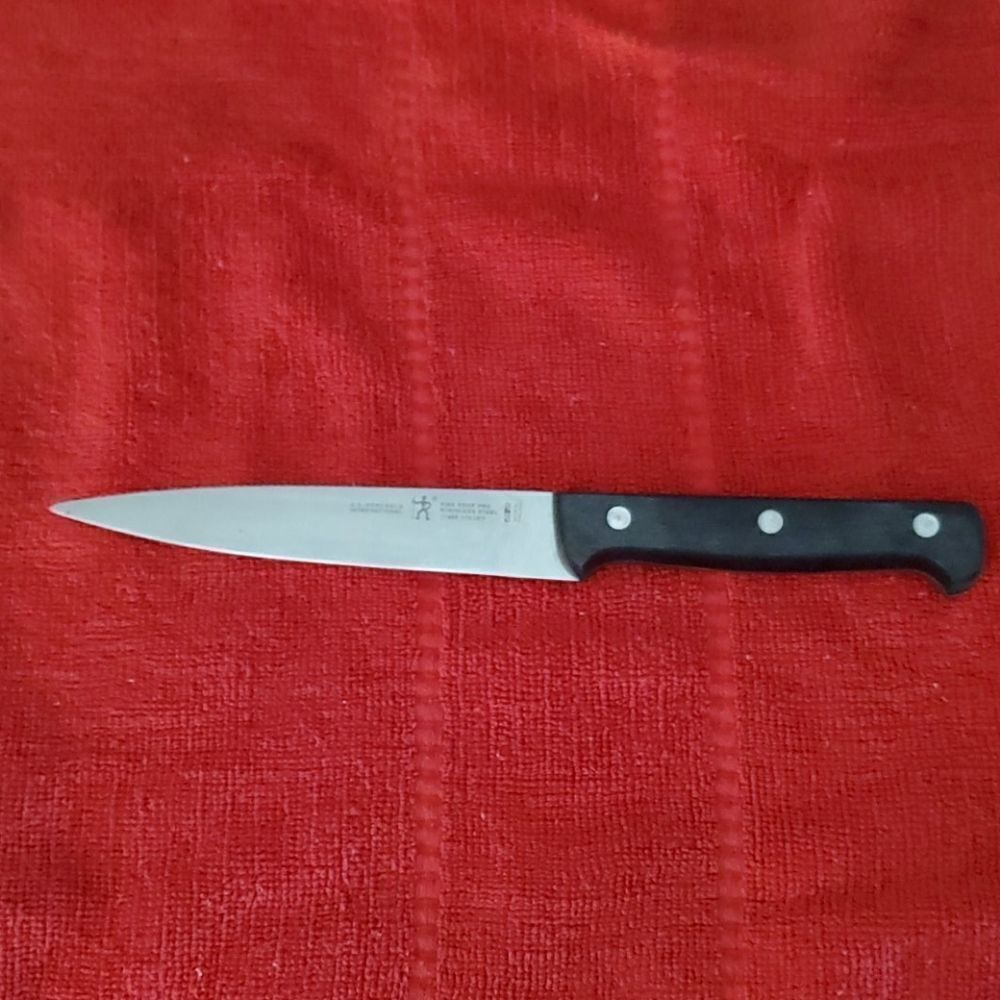 J.A. Henckels International 5" Utility Knife